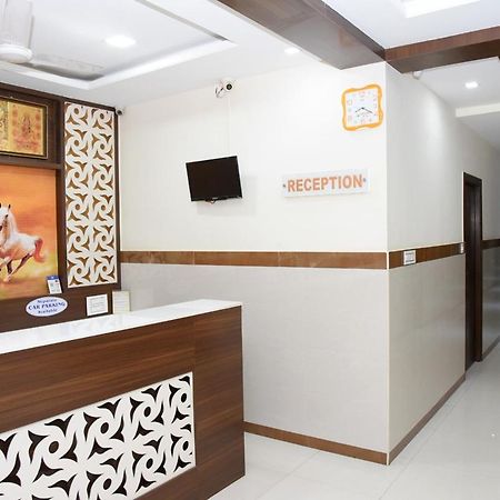 Mp Residency Hotel Kumbakonam Bagian luar foto